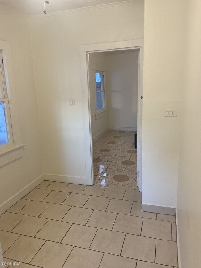 Building Photo - Studio, 1 bath House - 5603 La Mirada Ave ...