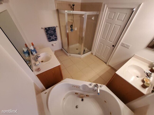 Foto del edificio - 4 br, 2.5 bath Townhome - 4604 Danson Way