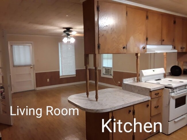 Kitchen/Living Room View - 2712 W California Ave