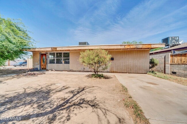 Building Photo - 4548 N 29th Ave