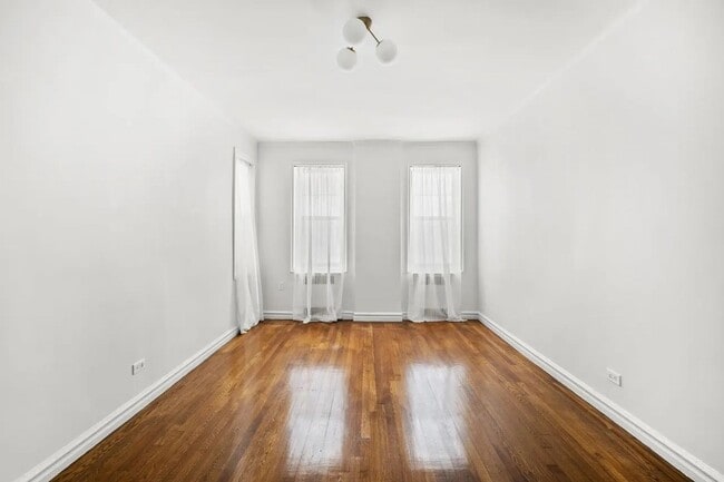 Building Photo - Cozy  1 Bedroom 1 Bathroom