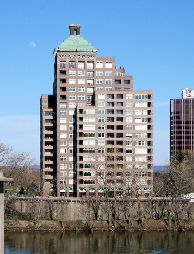 Vista desde el oeste - Riverpoint on the Connecticut