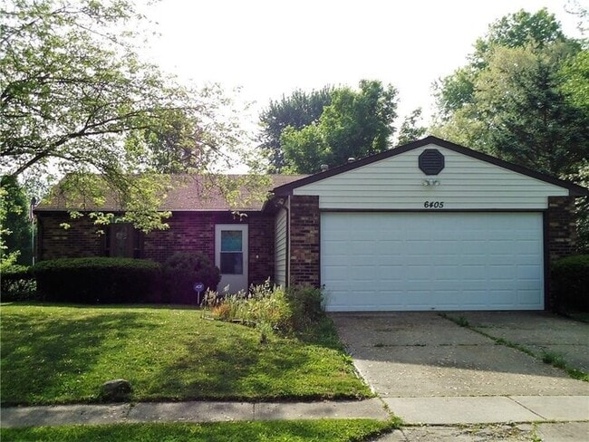 Brick Ranch and Fenced Yard in Decatur Twp! - Brick Ranch and Fenced Yard in Decatur Twp! House