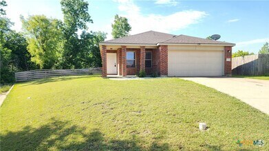 Building Photo - 223 Avrshire Ln