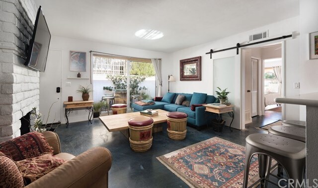 Building Photo - 24585 Santa Clara Ave