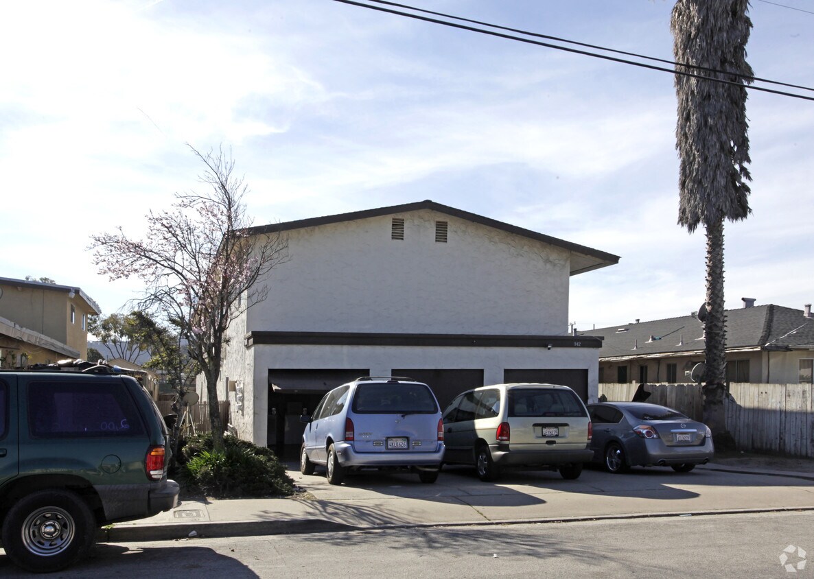 Primary Photo - 942 Harcourt Ave