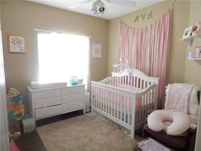 Building Photo - 5572 NW 90th Ter