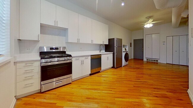 Photo - 4154-56 Lincoln Apartment