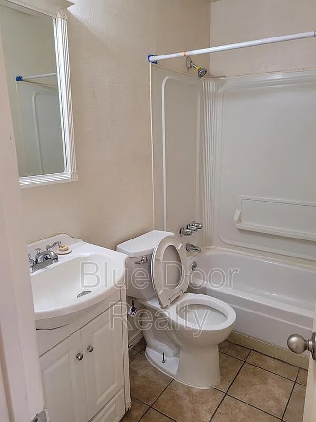 Foto del edificio - 1 bed/1 bath condo at Carlisle and Montgomery