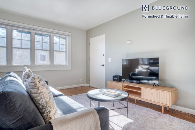 Foto del edificio - 331 Hawthorne Ave