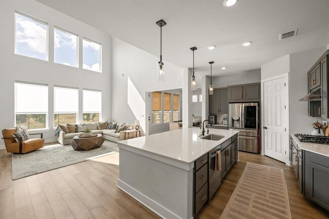 Building Photo - 360 Crescent Moon Ct