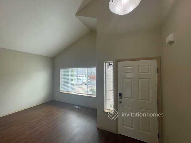 Building Photo - 211 Williams Blvd NE