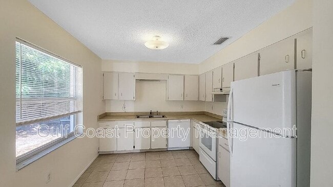 Foto del edificio - 1001 25th St W