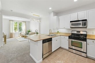 Building Photo - 3207 Watermarke Pl