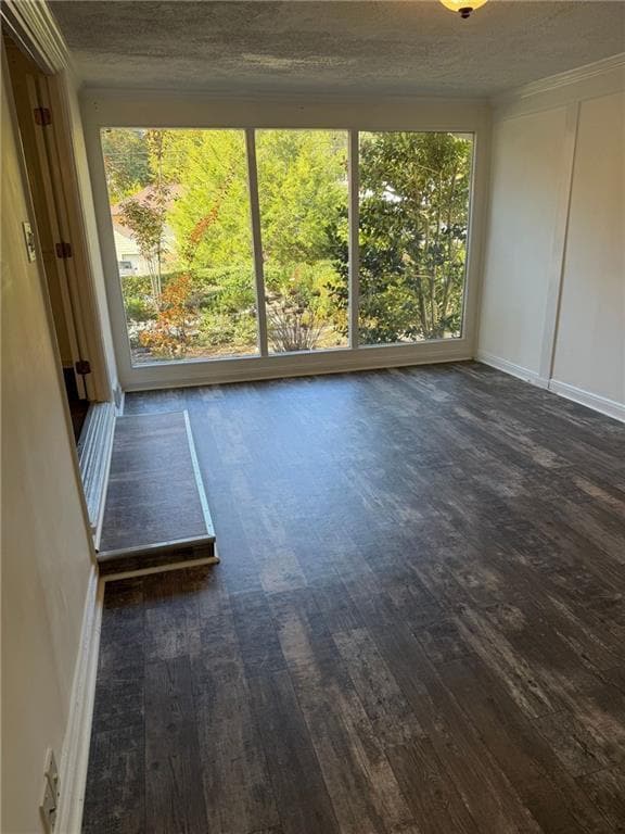 Building Photo - 2961 Parkridge Dr NE