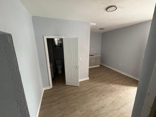 Foto del edificio - 4742 Maffitt Ave