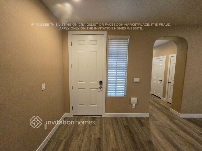 Foto del edificio - 4331 Oasis Plains Ave