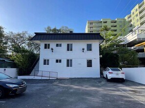 Building Photo - 1152 NW 3rd St