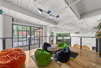 Building Photo - 2048 Fulton Rd