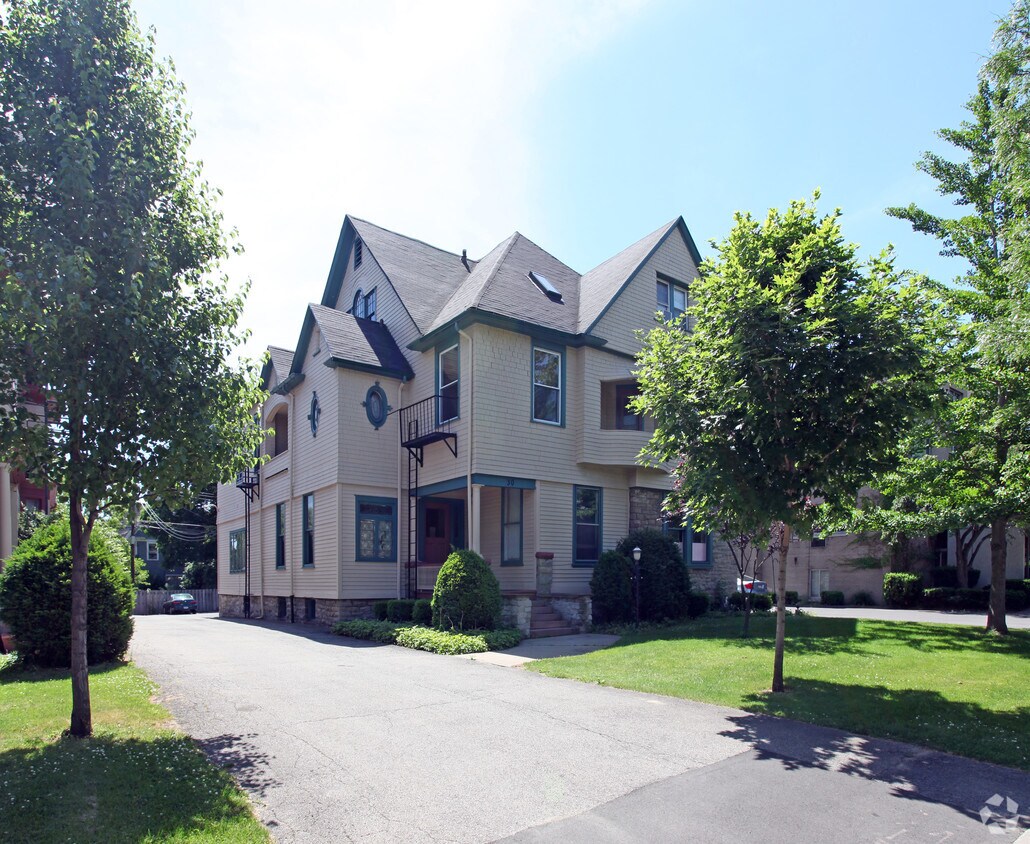 30 N Goodman St, Rochester, NY 14607 Apartments in Rochester, NY