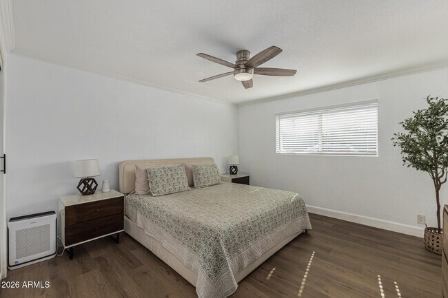 Foto del edificio - 641 N Dawn Cir