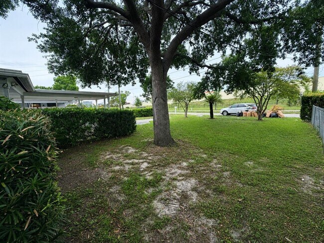 Building Photo - 4314 W Carmen St