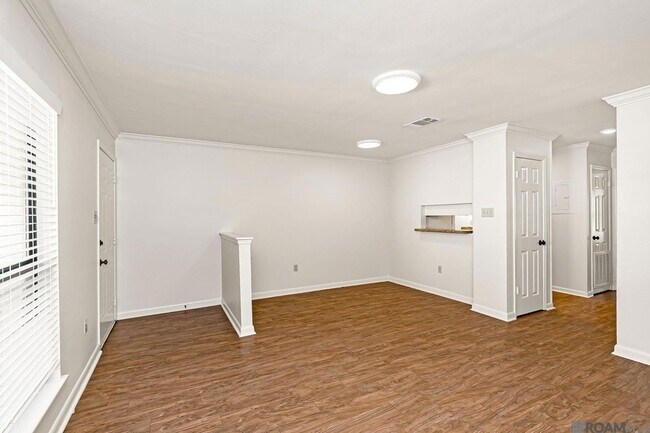 Foto del edificio - 5243 Butter Creek Ln