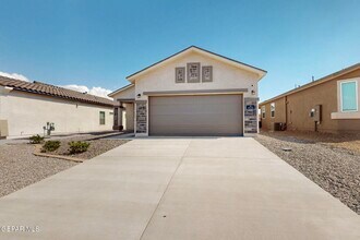 Building Photo - 15232 Hunch Ct