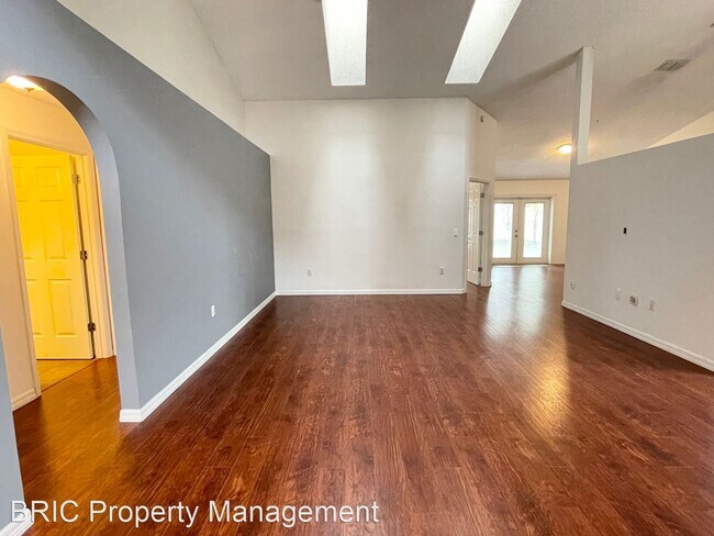 Building Photo - 3 br, 2 bath House - 14551 Greydale Circle