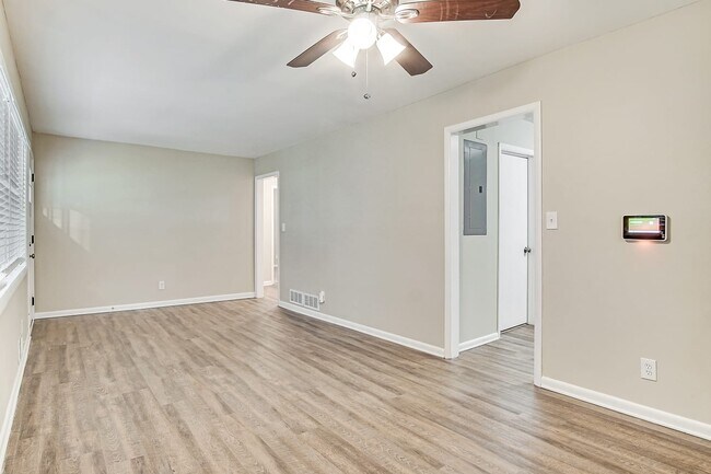 Foto del edificio - 240 Thornton St