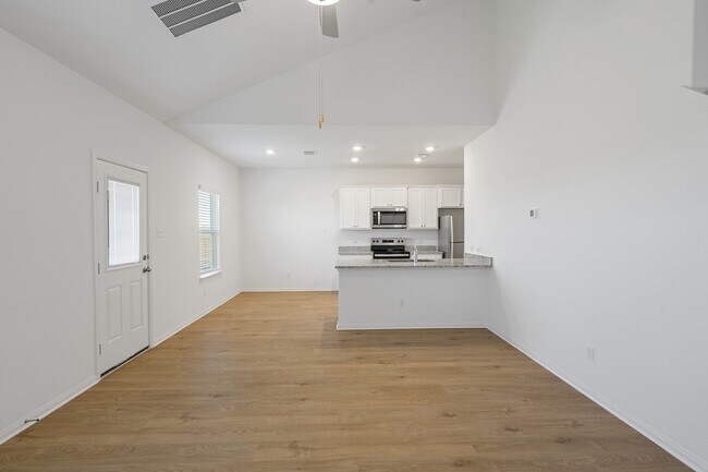 Foto del edificio - 23031 Glory Orchid Dr