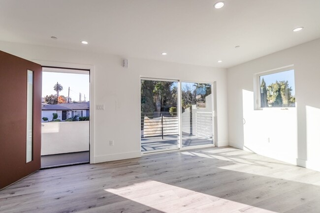 Foto del edificio - 148 S Madison Ave