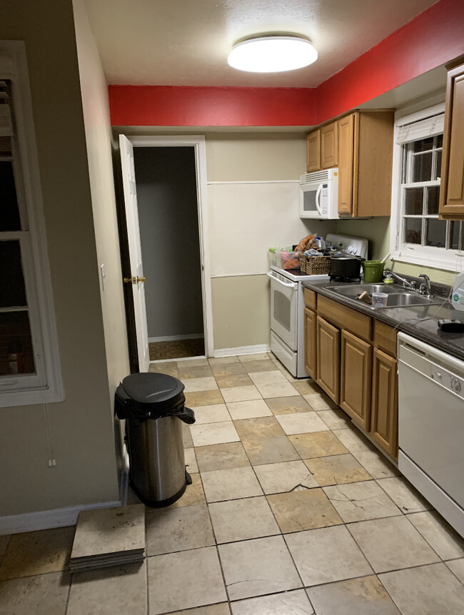 Foto del edificio - 2551 Druid Ct