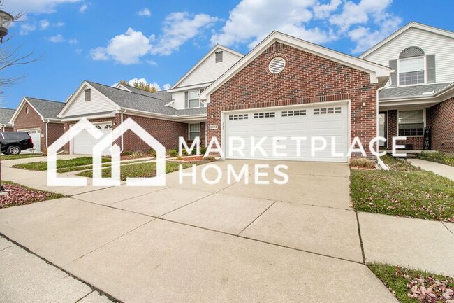 Building Photo - 23382 Pinewood Dr