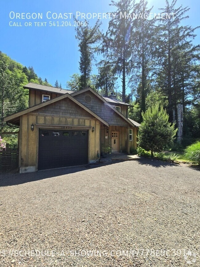 Holden Creek Village Apartments in Tillamook, OR