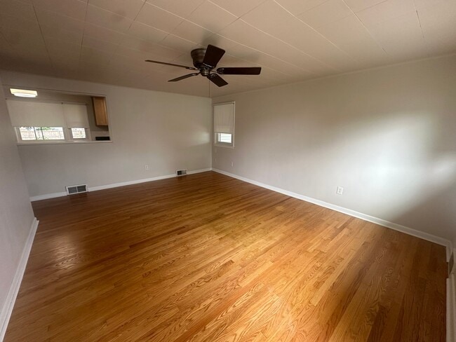 Building Photo - 17314 Cloverleaf Rd