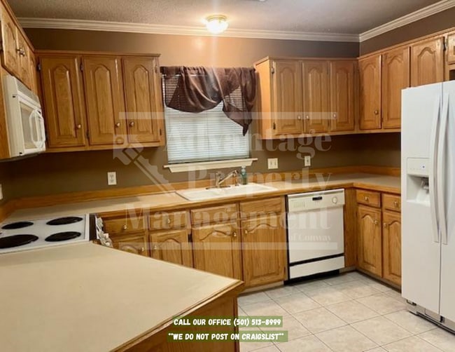 Building Photo - 2250 Pleasant Valley Dr