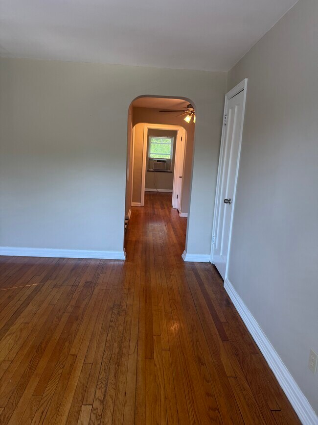Foto del edificio - 2814 Lawndale Ave