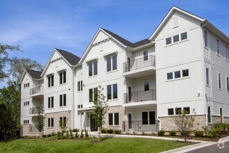 Building Photo - 0S231 Winfield Rd