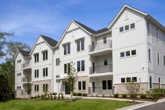 Building Photo - 0S231 Winfield Rd