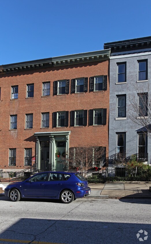 Primary Photo - 1527 Park Ave