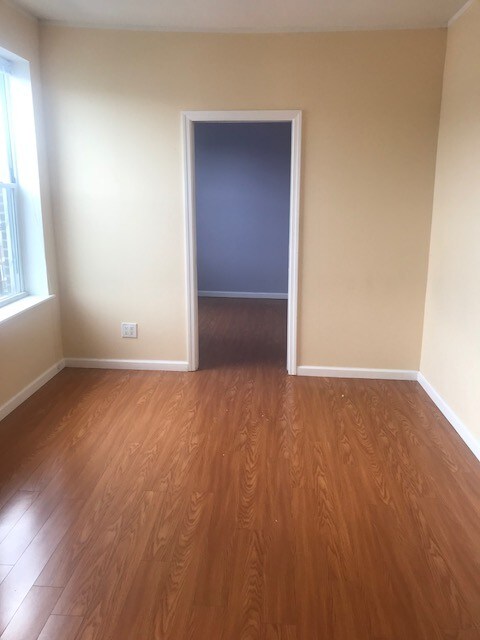 Foto principal - 229 Neptune Ave