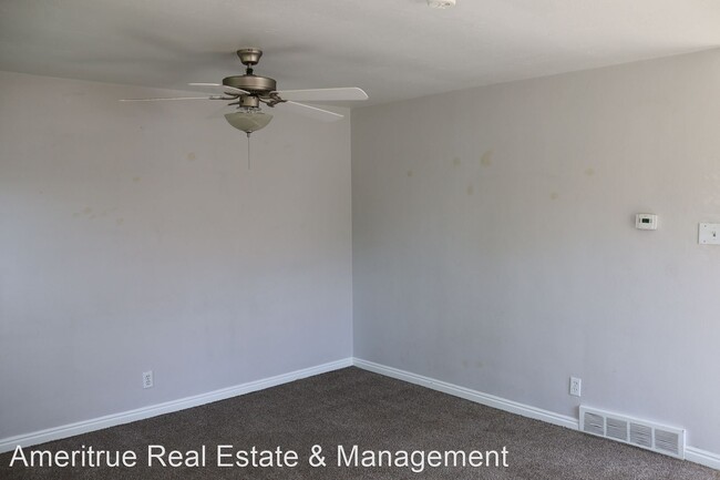 Foto del edificio - 2 br, 1 bath Apartment - 669 E. 1600 S.