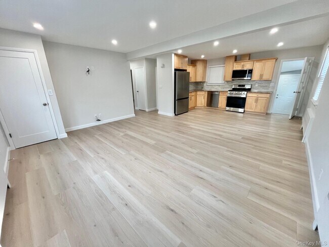 Foto del edificio - 237 Woodland Ave