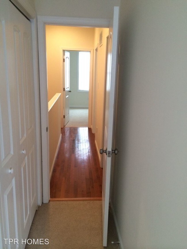 Foto del edificio - 3144 Miller St