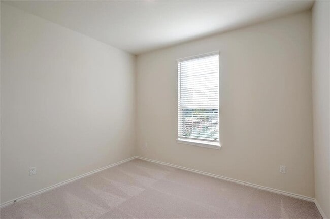 Building Photo - 536 Gray Hawk Ridge