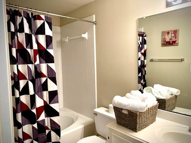 Primary Bathroom - 2nd Level - 7018 Woodridge Row Dr