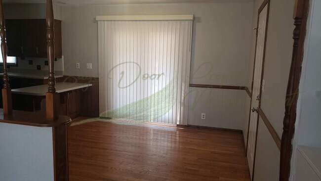 Foto del edificio - 412 Lacy Ln