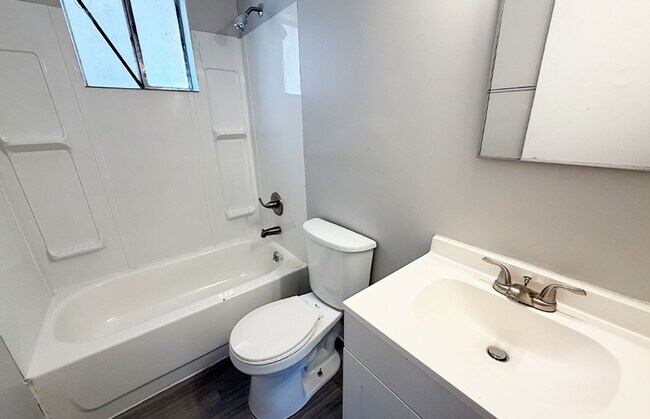 Foto del edificio - 331 Shiloh St