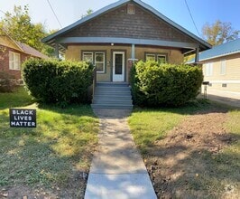 Building Photo - 103 Anderson Ave